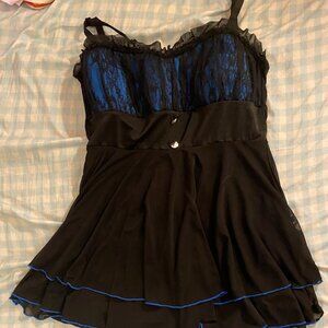 Blue/black chemise